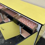 Buffet formica jaune