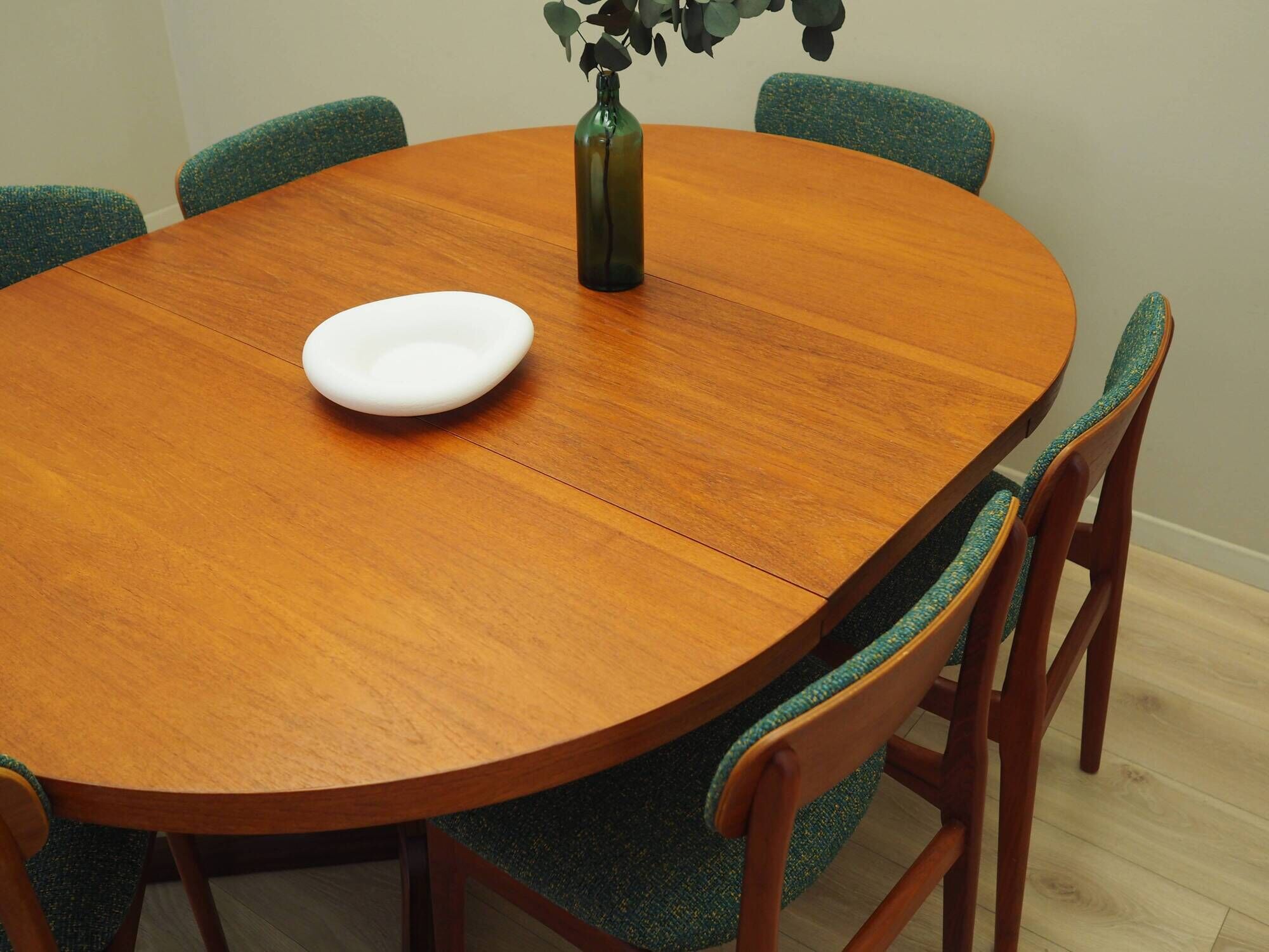 Round teak table, Danish design, 1970s, production: Denmark