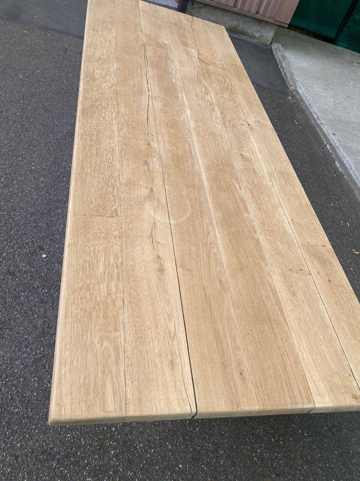 Grande Table de Monastère décapée en chêne massif brut 225cm