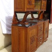 Grand buffet 2 corps en noyer et marbre