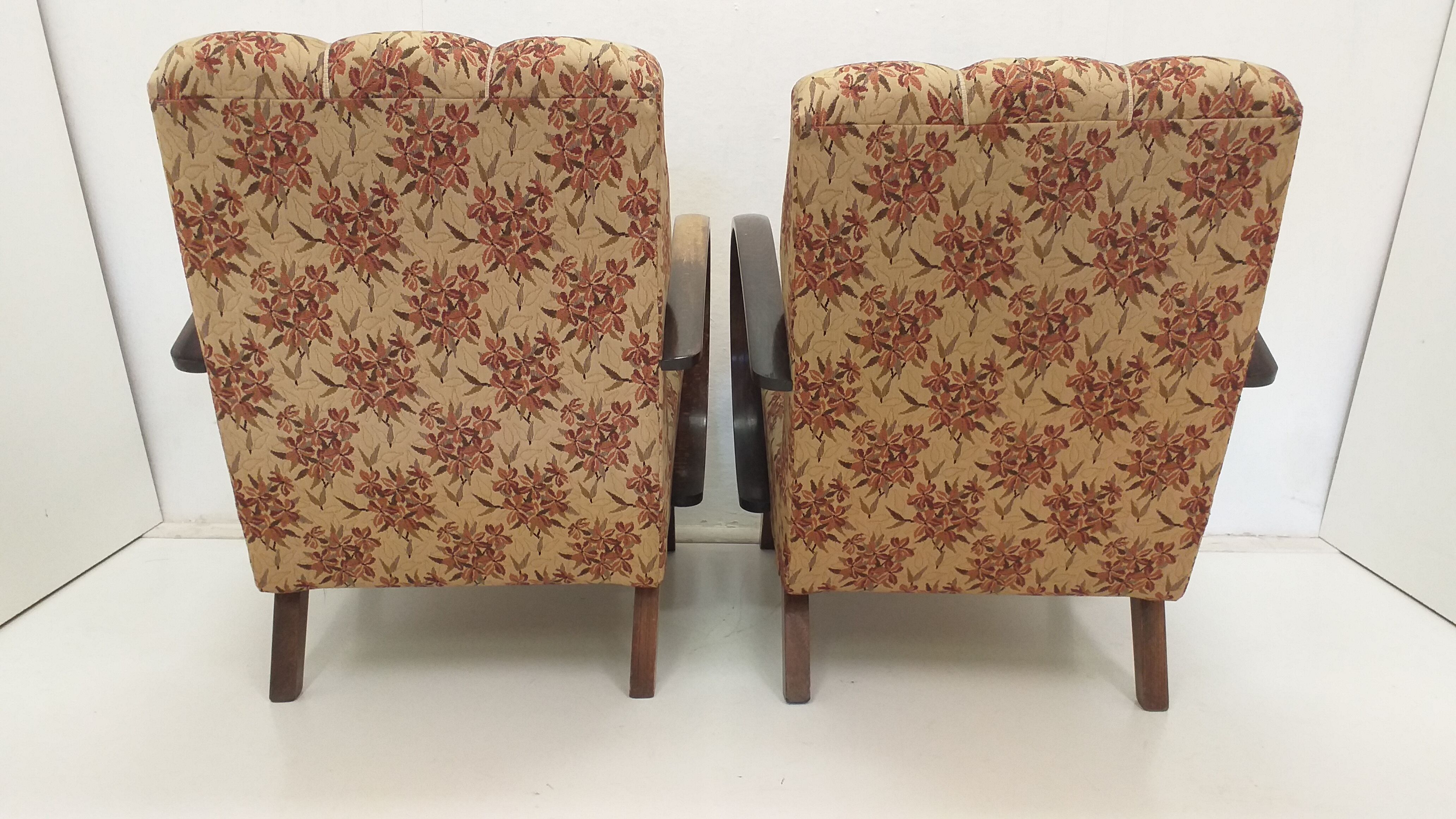 Set of 2 armchairs H 410 Halabala and coffee table for UP Závody, Czechoslovakia