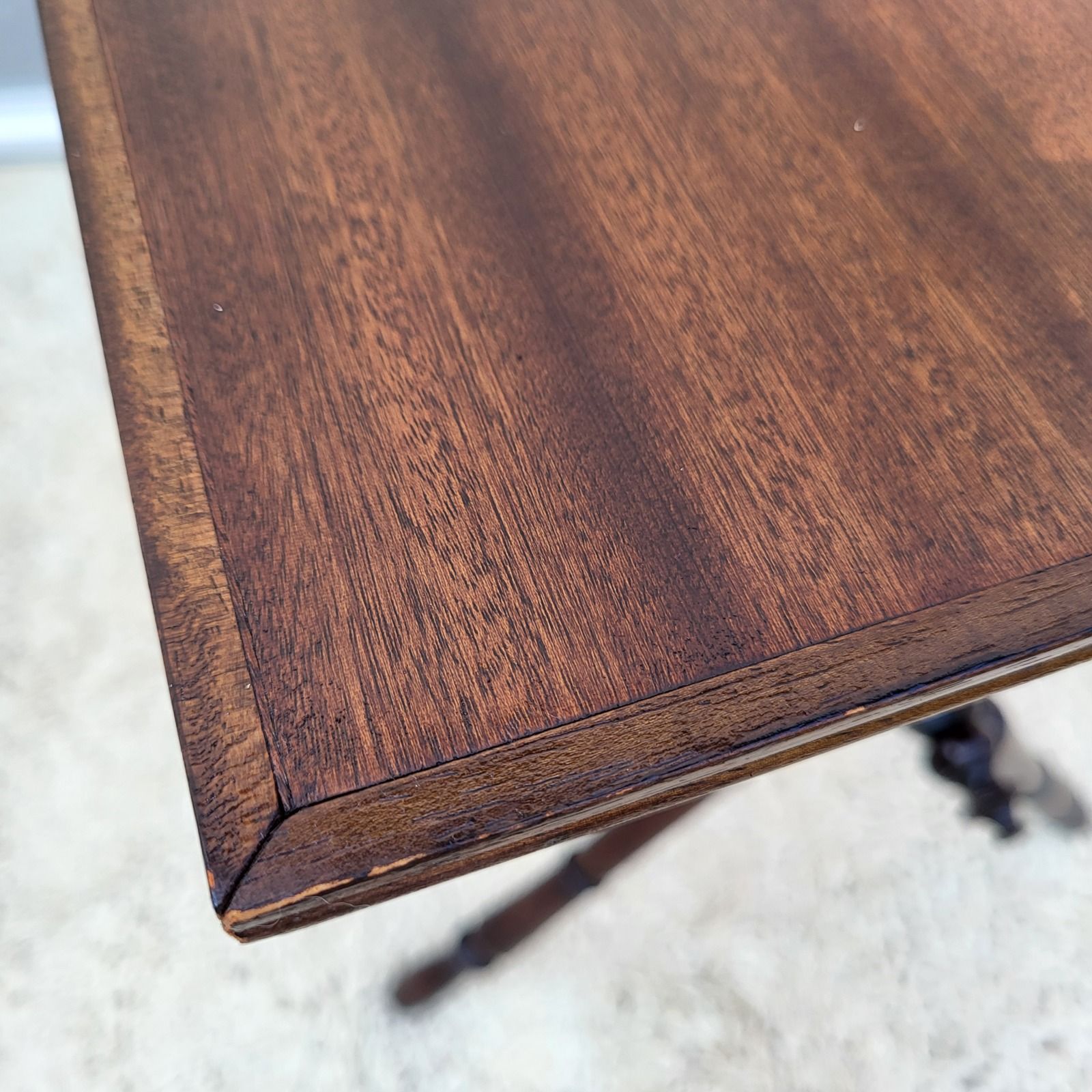 Napoleon • Portable folding table