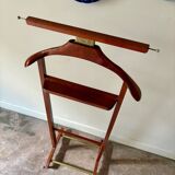 Reguitti valet on casters in dark wood