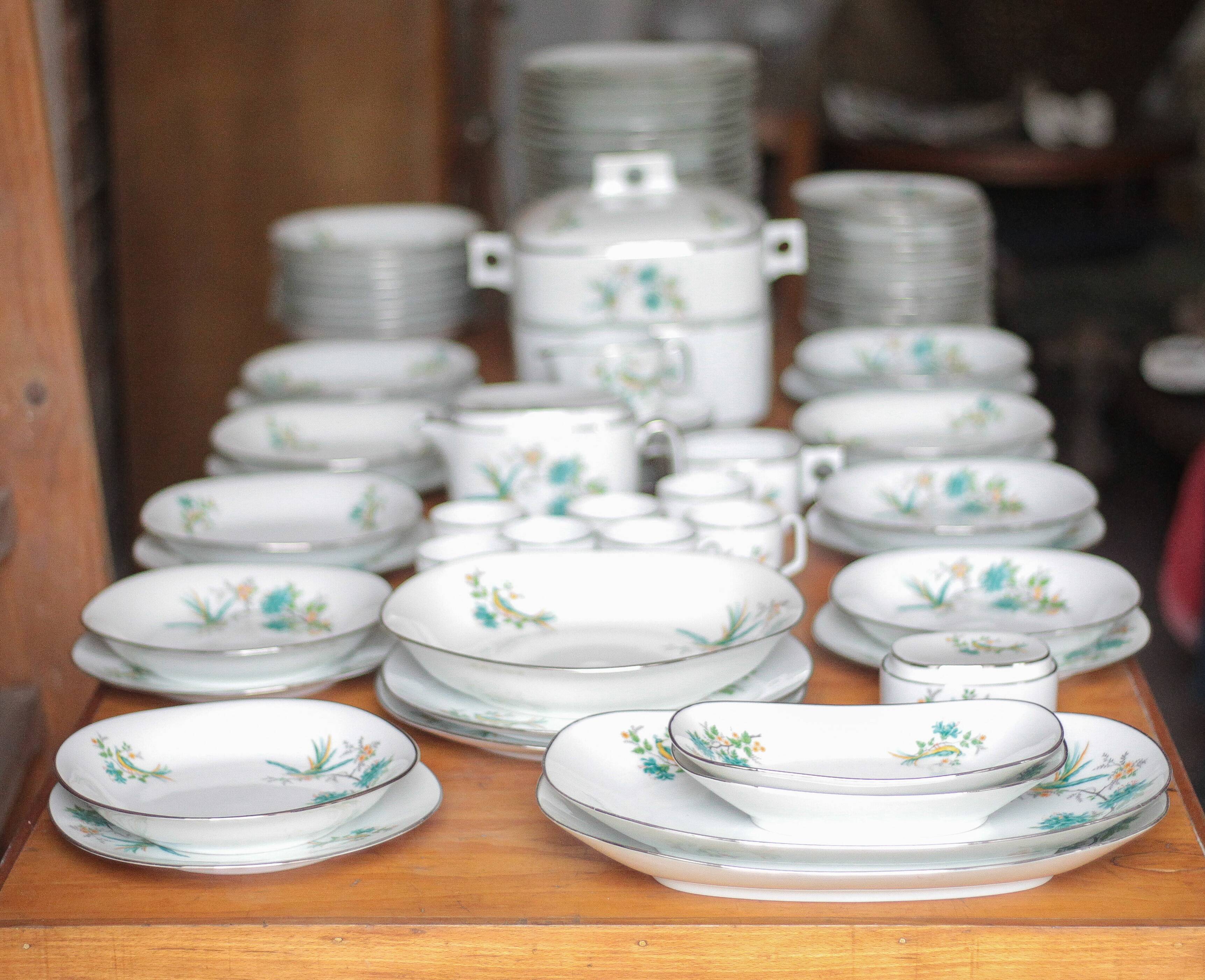 Limoges porcelain table service J.R.S Paradise bird, decor