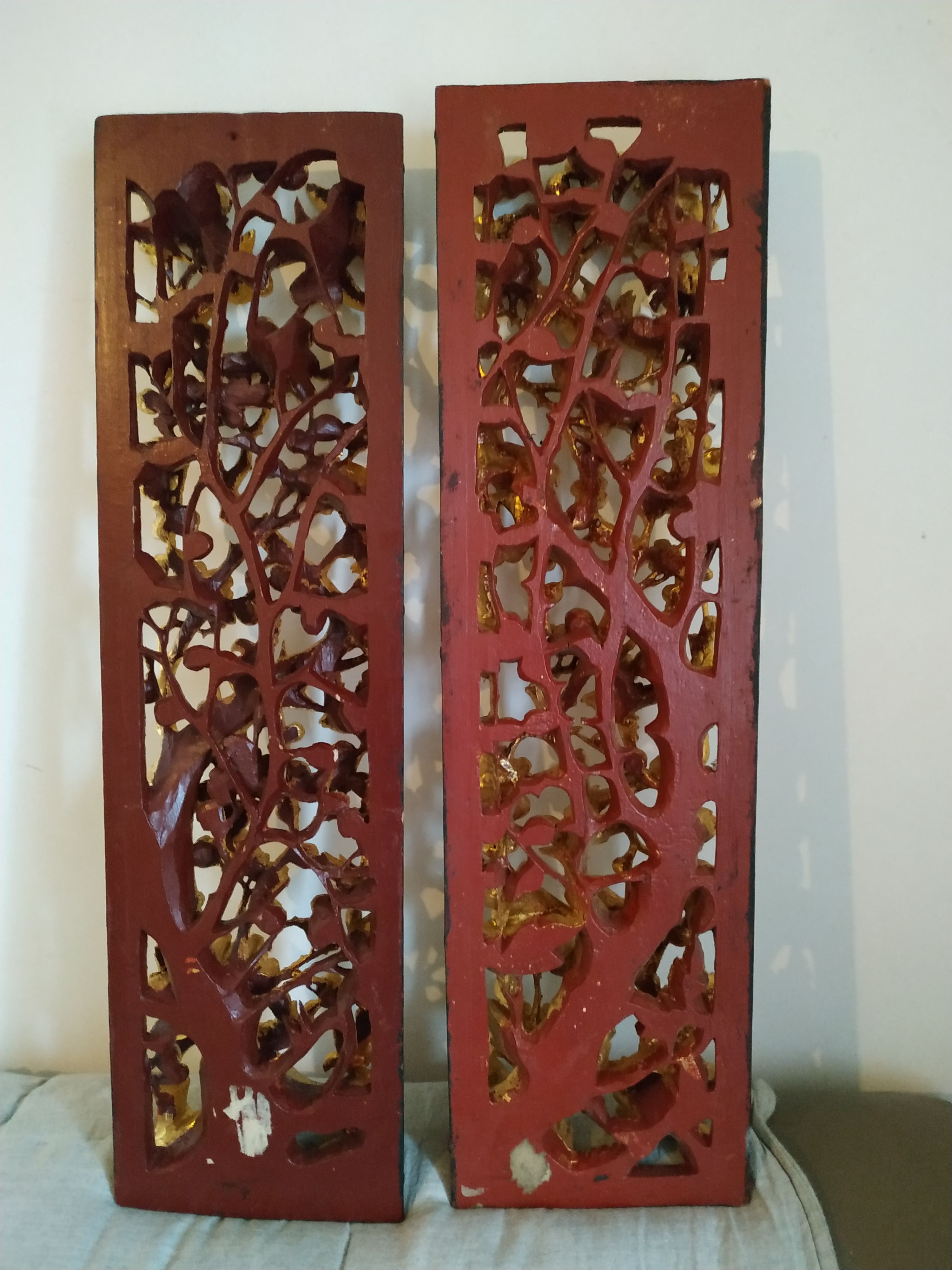 Pair of Ningbo panels in Chinese carved gilded wood