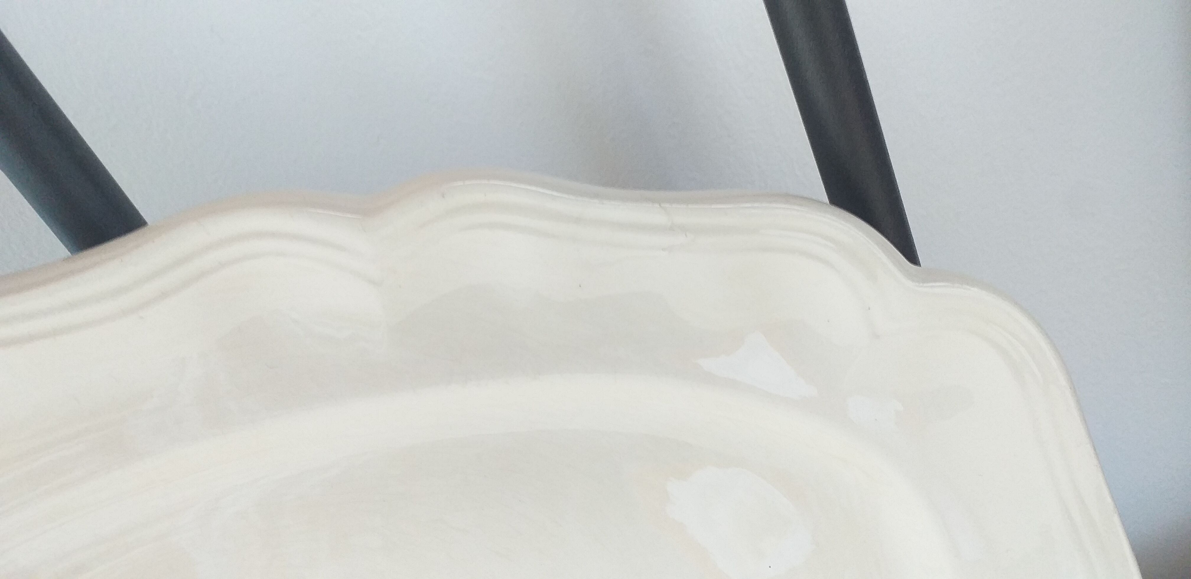 Duo of oval serving dishes in Sarreguemines porcelain