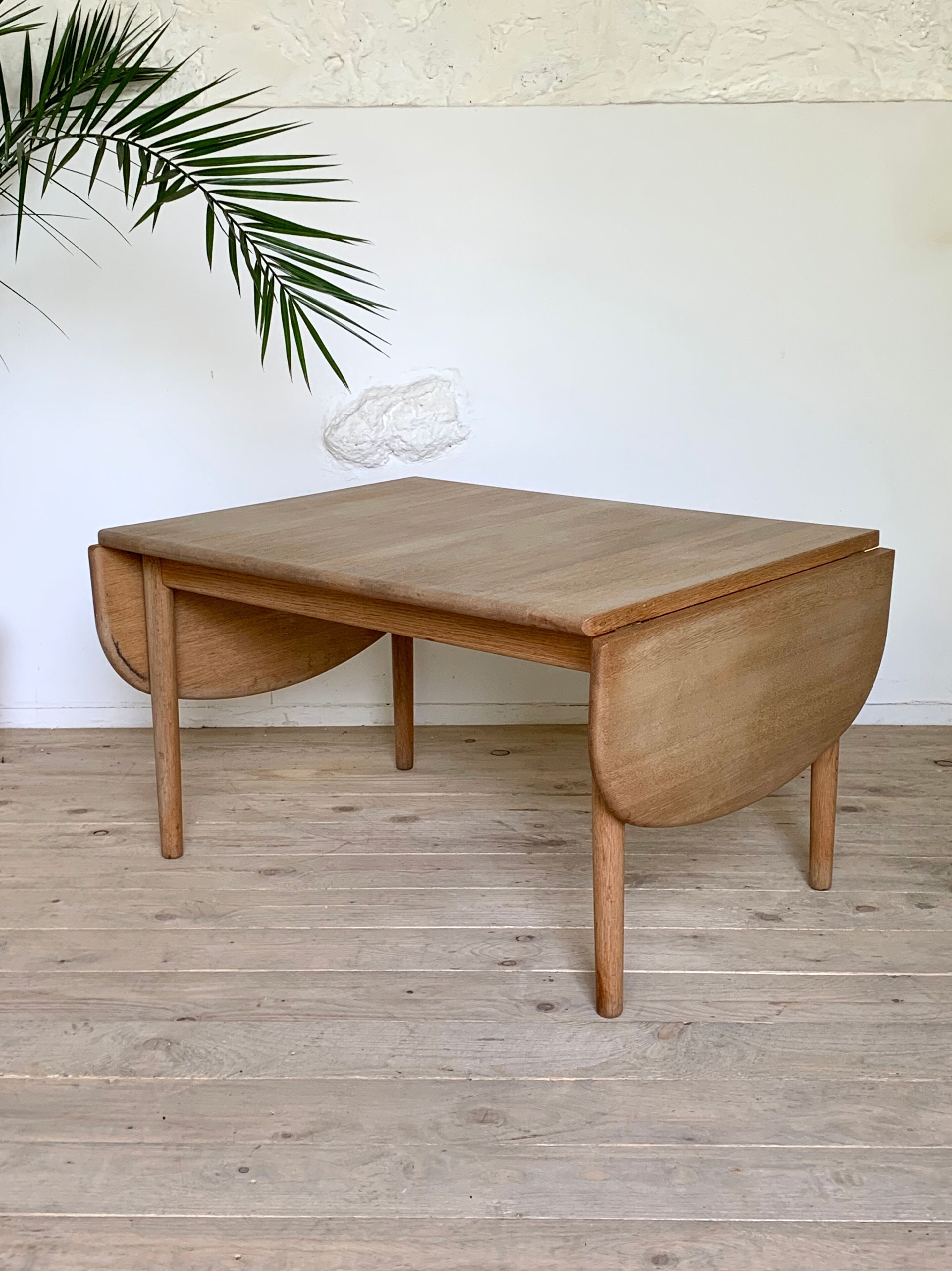 Scandinavian coffee table solid oak Hans Wegner