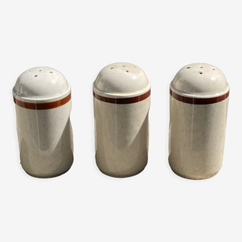 3 sandstone jars
