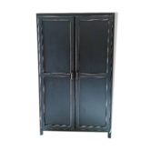 Armoire parisienne