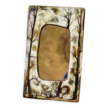 Resin mirror with owl decoration