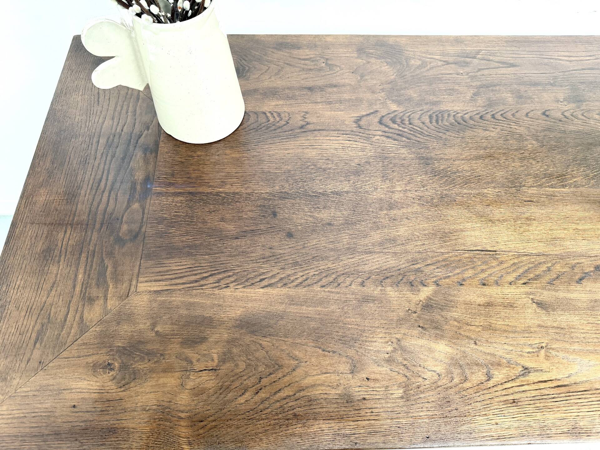 Neo-Renaissance desk in solid oak, circa 1900