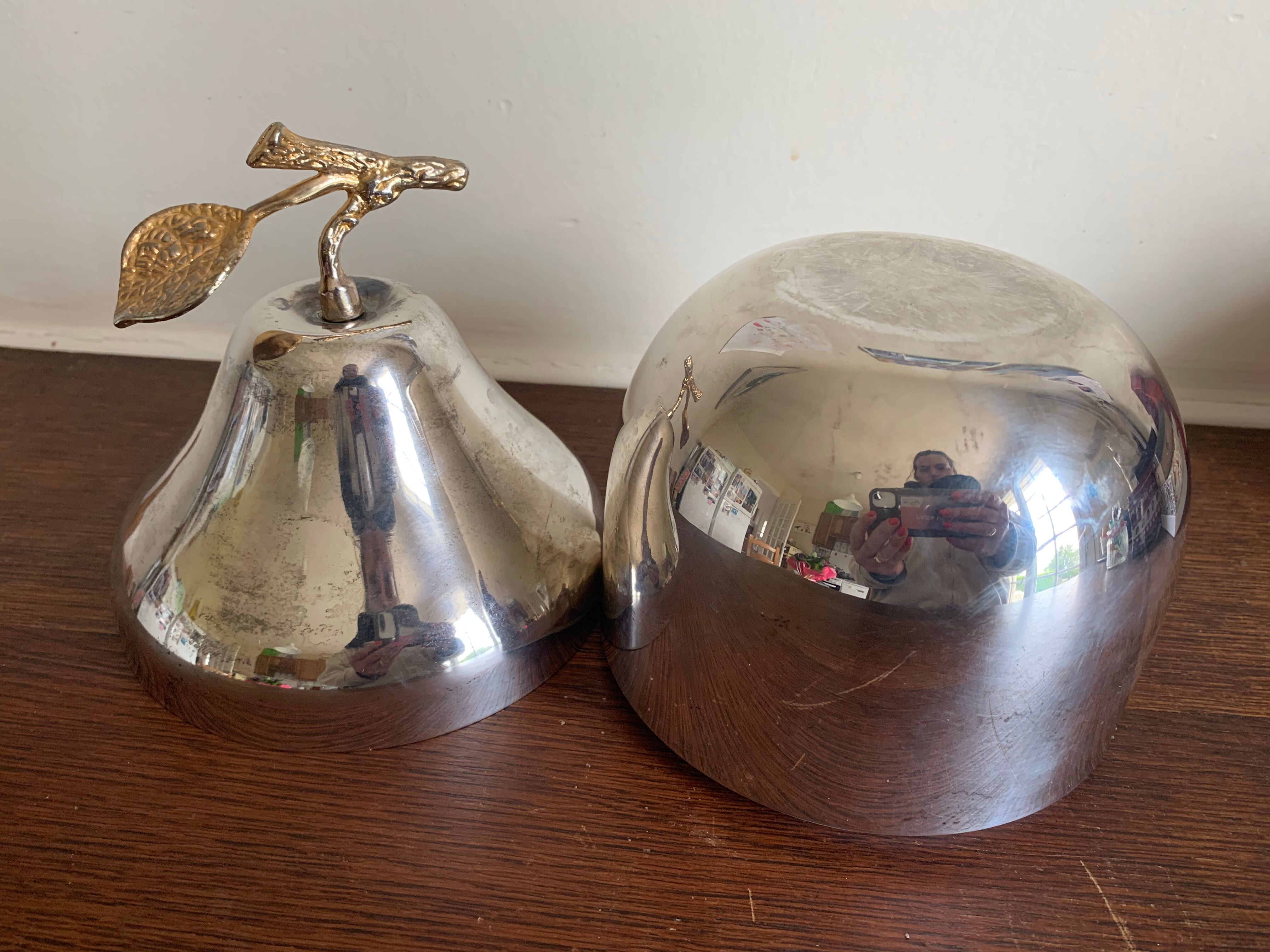 Silver metal ice bucket pear shape