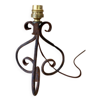 Wrought iron foot and its new 2M fabric cable