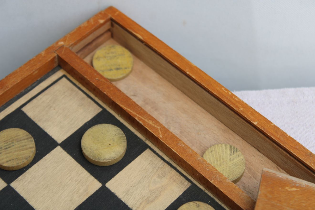 Old checkers game