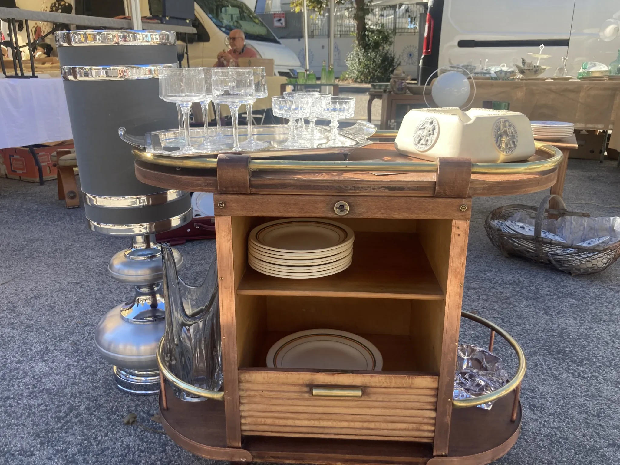 Vintage wooden and brass rolling dessert trolley – 1950s/60s