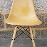 DSW chair by Charles and Ray Eames for Herman Miller
