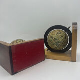 Bookends globe terrestrial