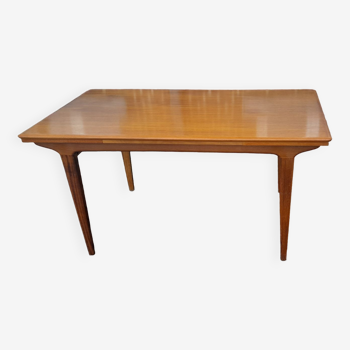 LB teak table