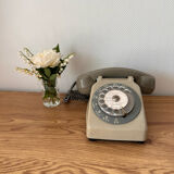 Téléphone