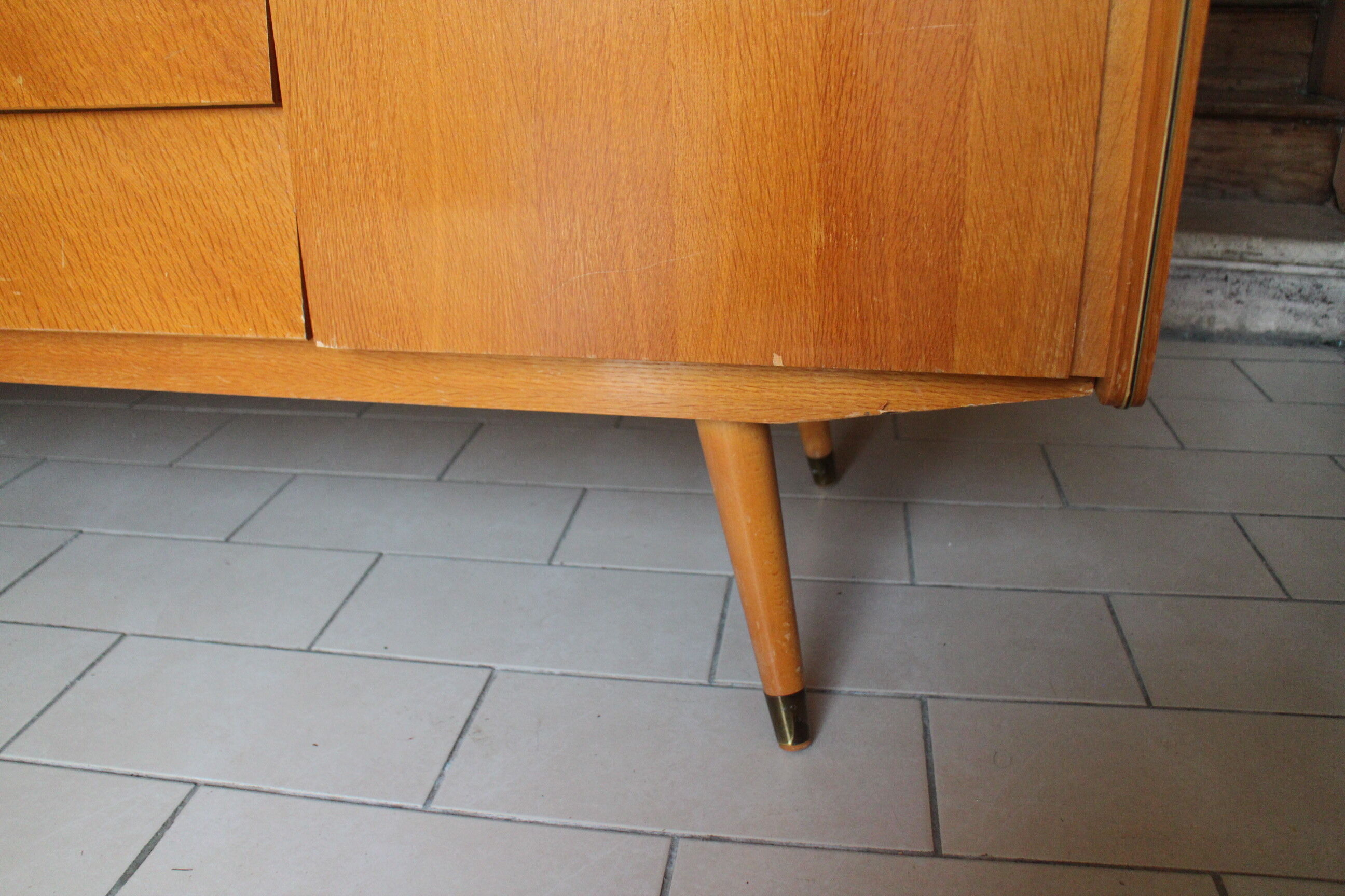 Armoire secrétaire vintage pieds compas