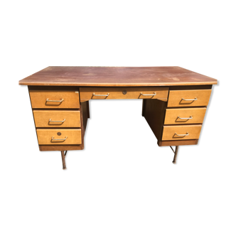 Spirol desk