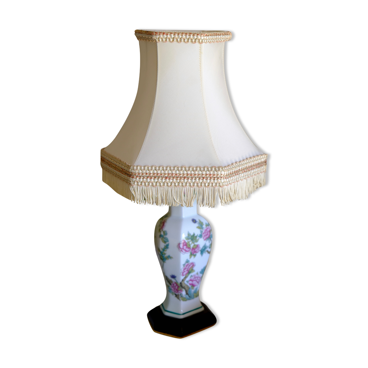 Chinese porcelain ginger pot table lamp