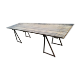 Table en bois brut pitchpin avec ses 2 tréteaux en métal