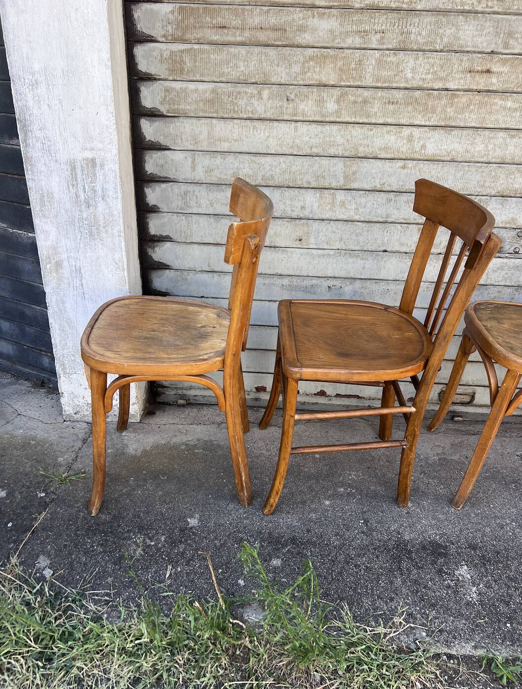 (Lot) 4 vintage wooden bistro chairs by Baumann