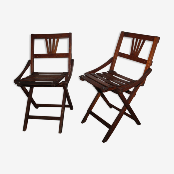 Anciennes chaises pliantes en bois