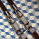 Paire de skis vintage en bois