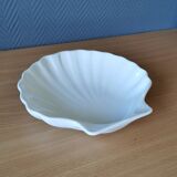 White dish scallop shell Emile Henry