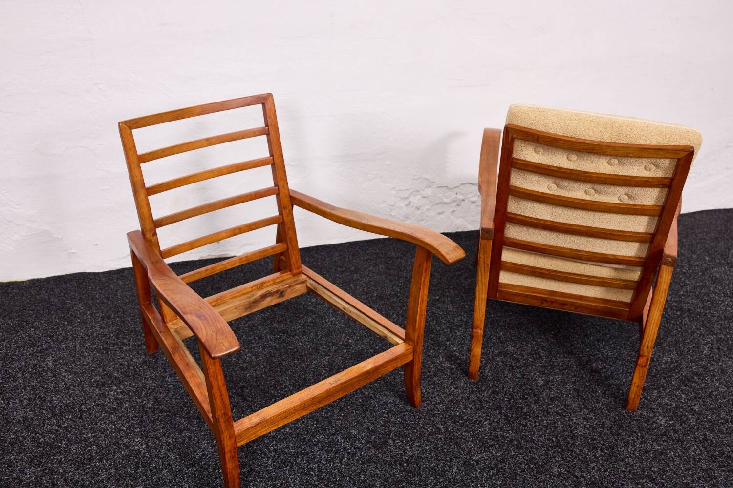 Paire de fauteuils vintage – Attributés à Károly Nagy, Hongrie, années 1940
