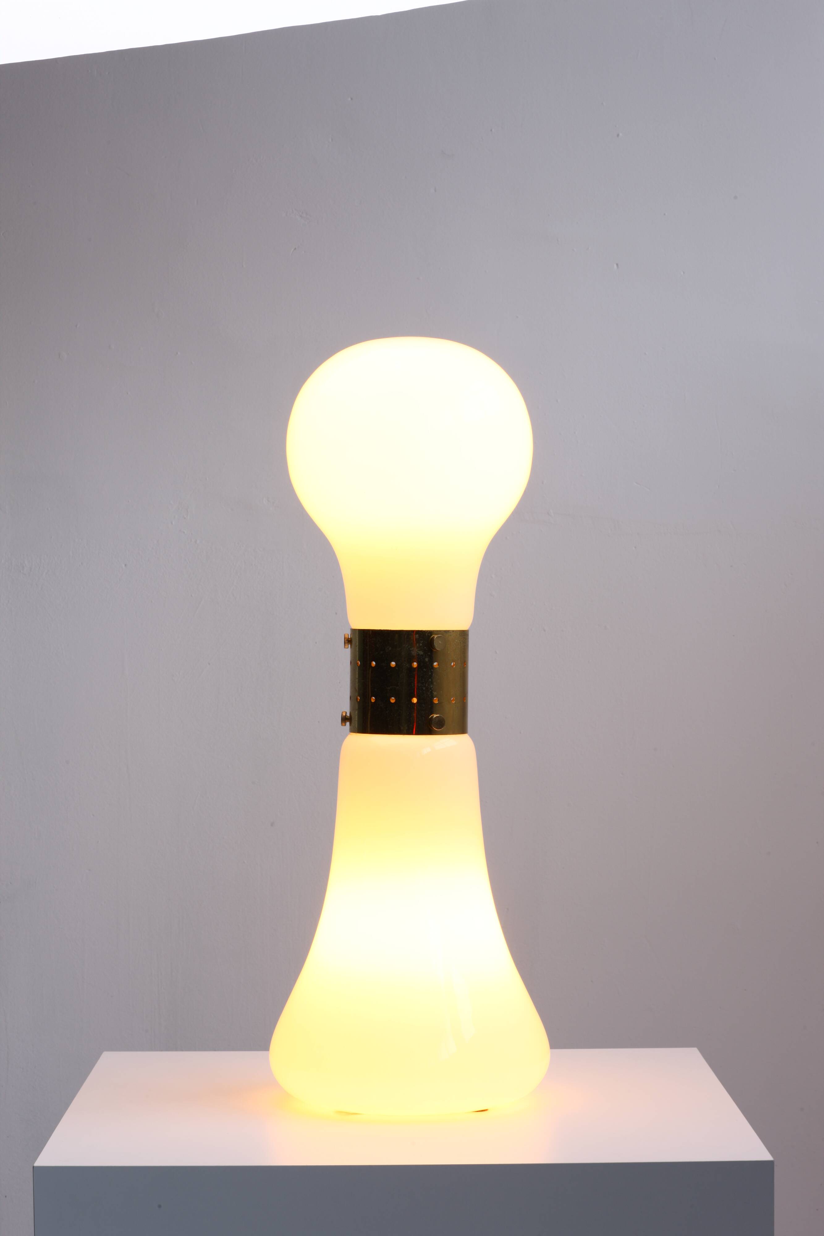 Brillo Floor Lamp in White Murano Glass Attributed to Carlo Nason