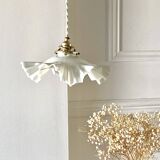 Opaline suspension