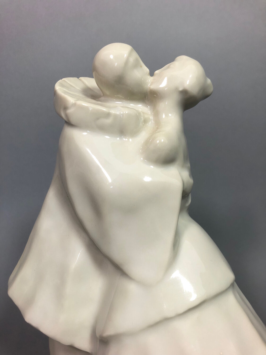 THE KISS by Edouard Marcel Sandoz in Haviland Limoges porcelain