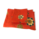 Round tablecloth and 7 towels seventies 70s