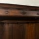 Cabinet en chêne ancien avec panneaux à caissons, vers 1900