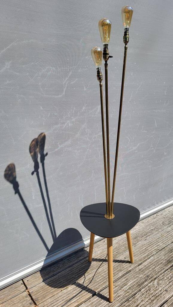 Three-light painter's table lamp in brass from the 1950s.