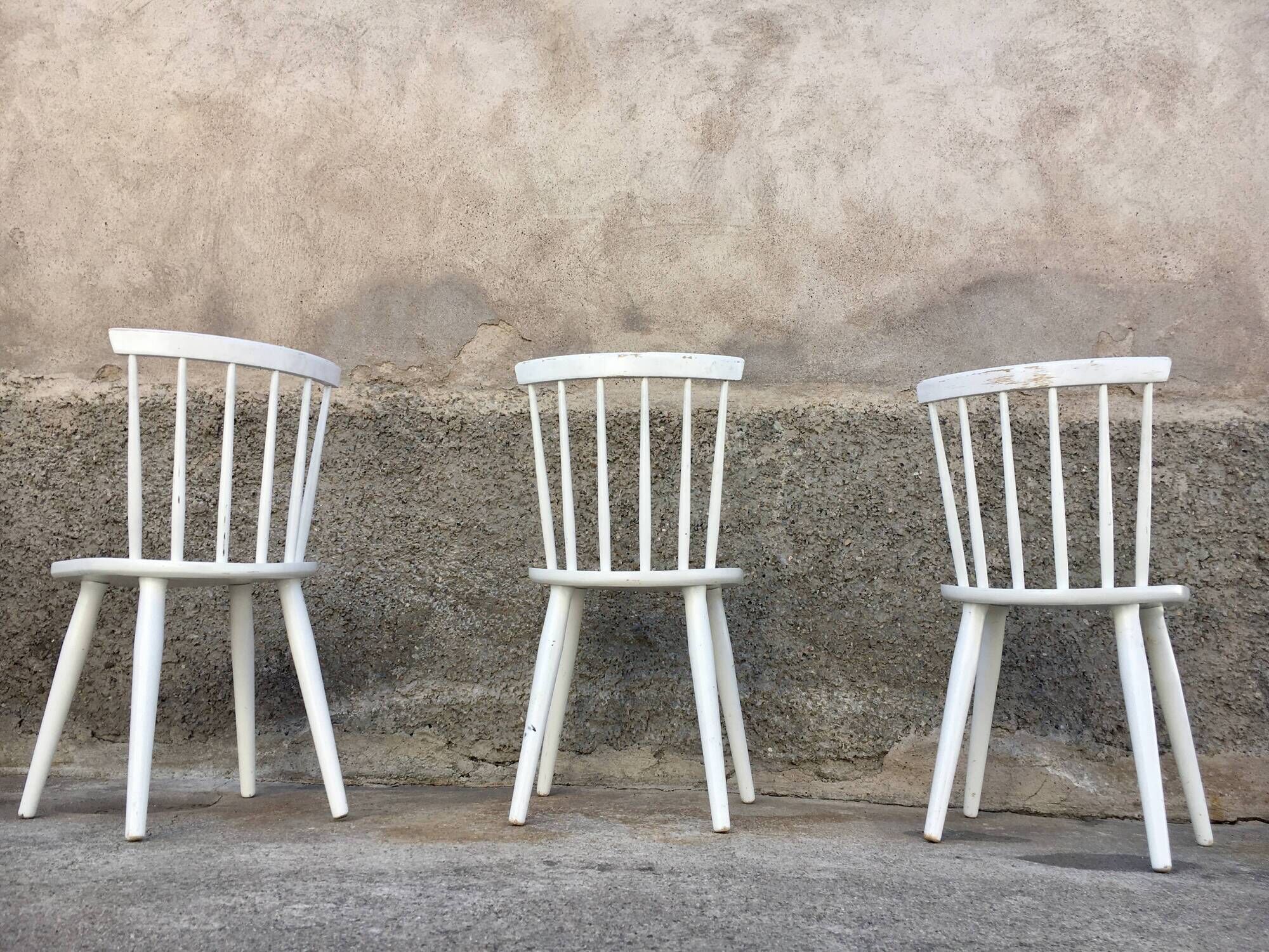 Trio of Scandinavian chair bistro troquet guinguette in curved wood