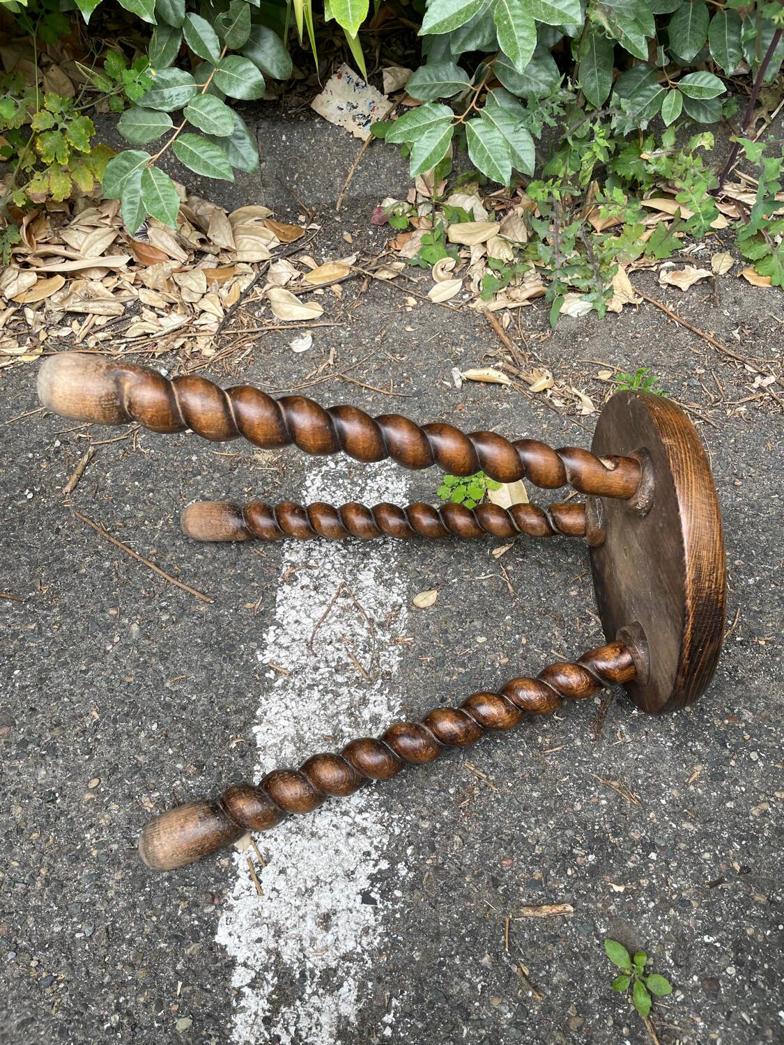 Tripod stool