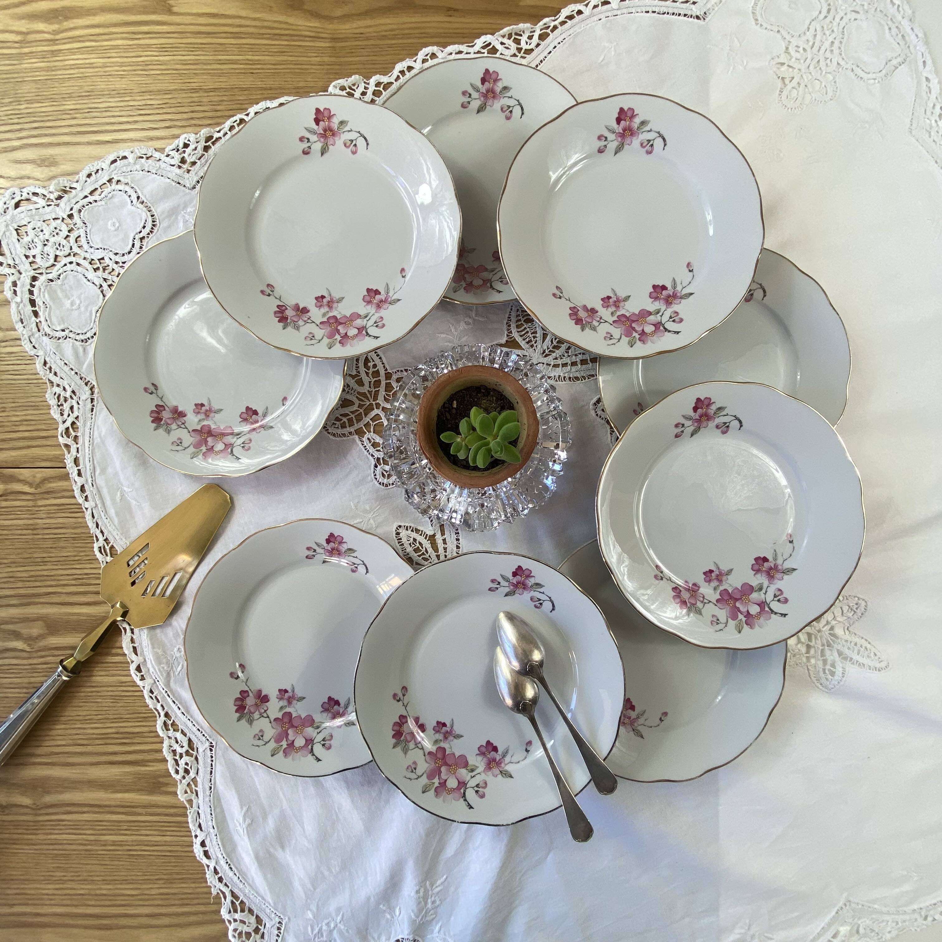 Service 9 assiettes dessert porcelaine ancienne Royal Tognana Italie