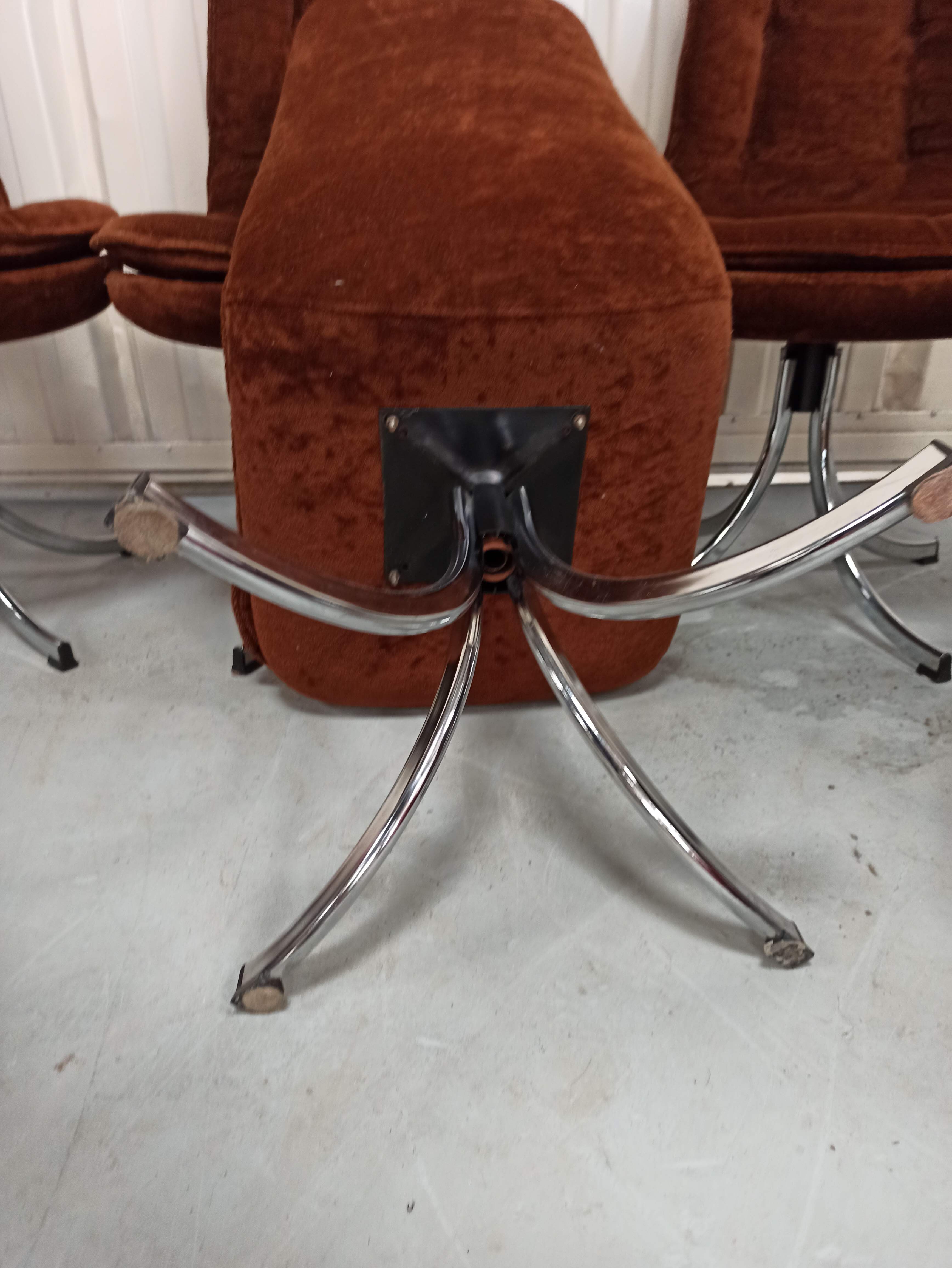 Set of 6 chrome velvet bucket chairs from the 70s