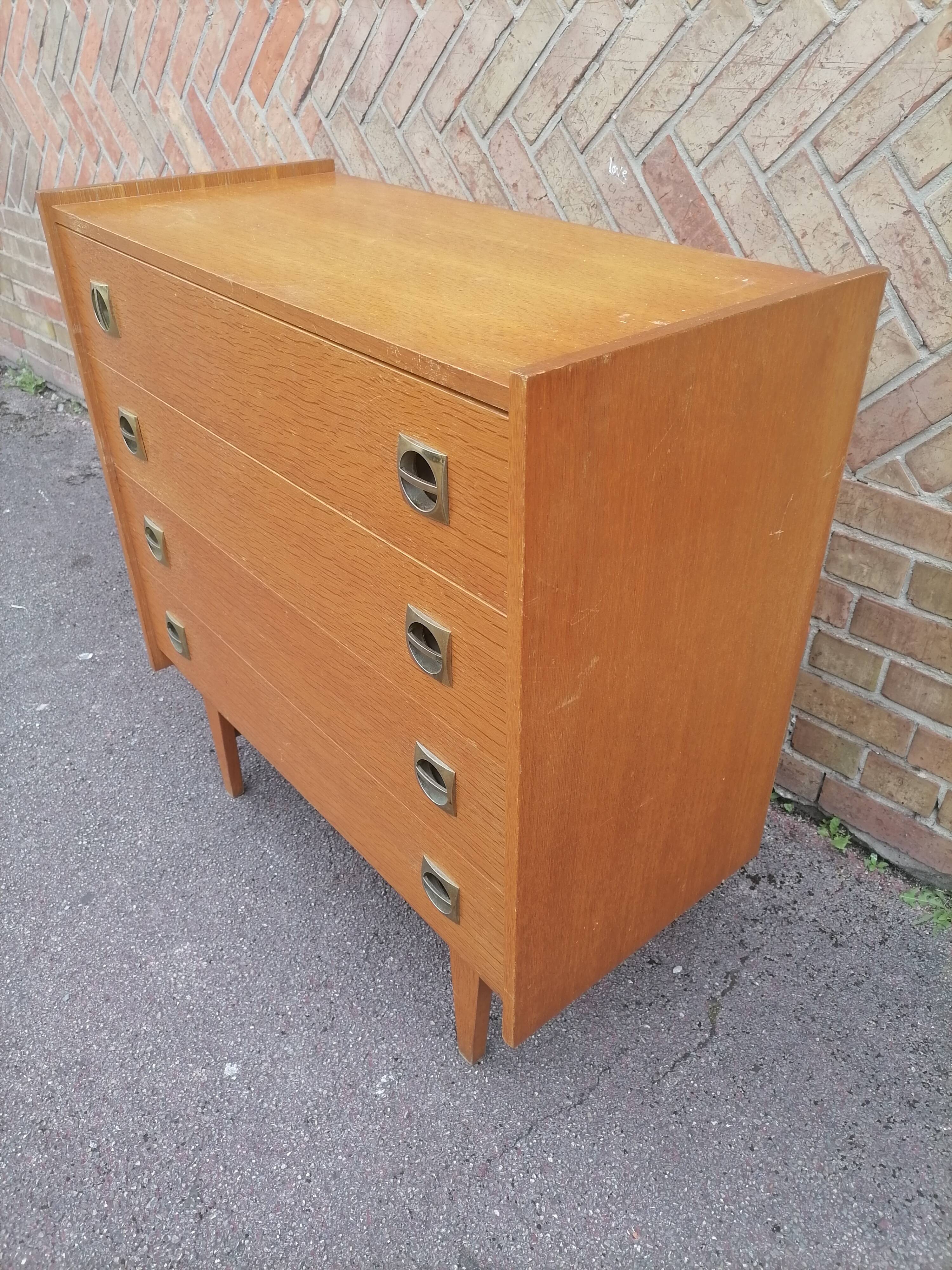 Old chest of drawers