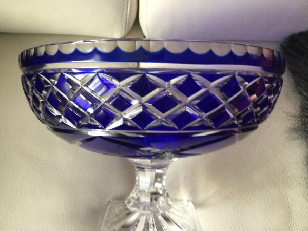 Coupe en cristal bleu de Lorraine Saint Nicolas