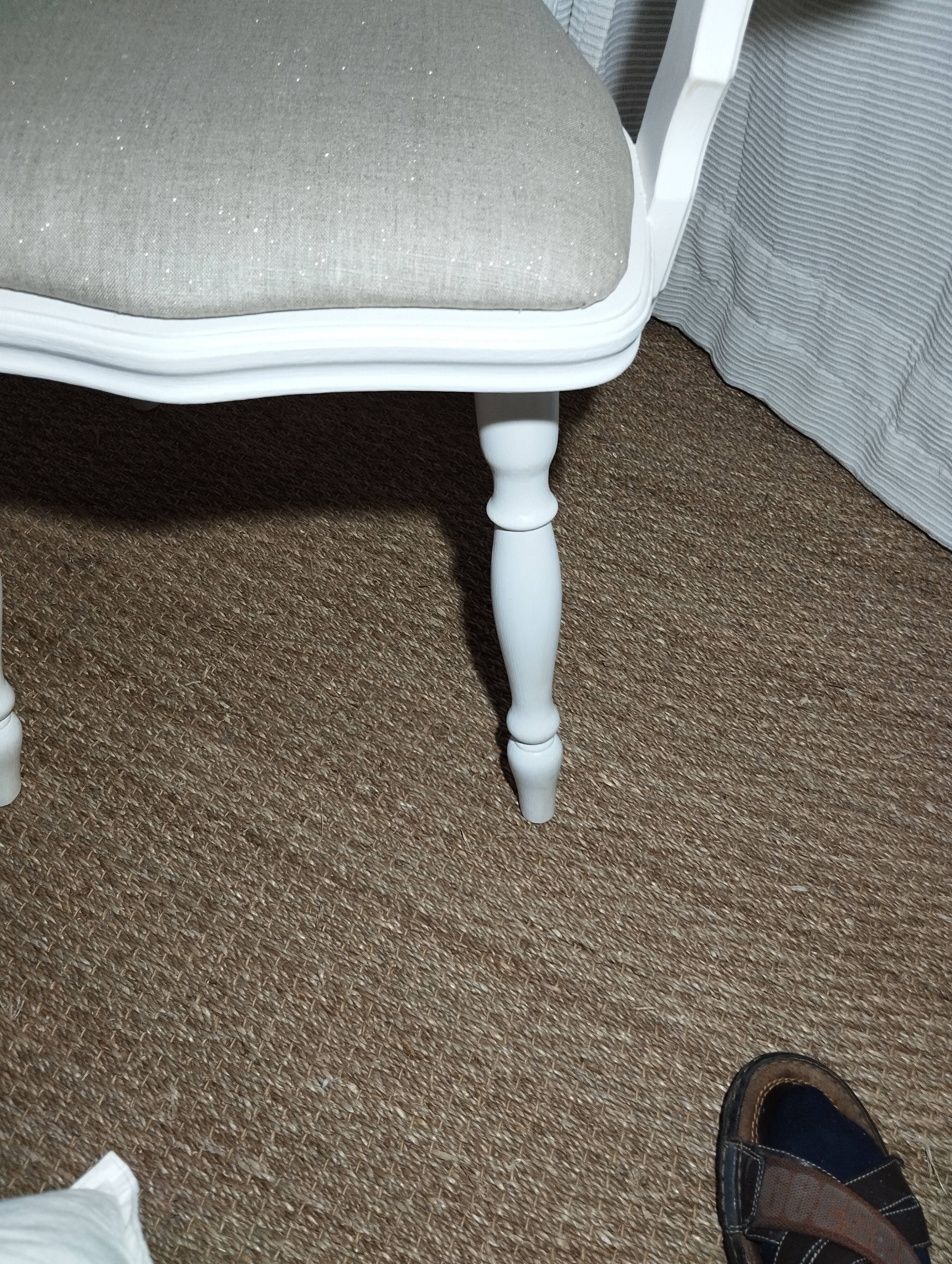 Fauteuil romantique rénové – Chêne massif, blanc satiné & lin naturel