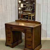 English mahogany dressing table from the early 20th century