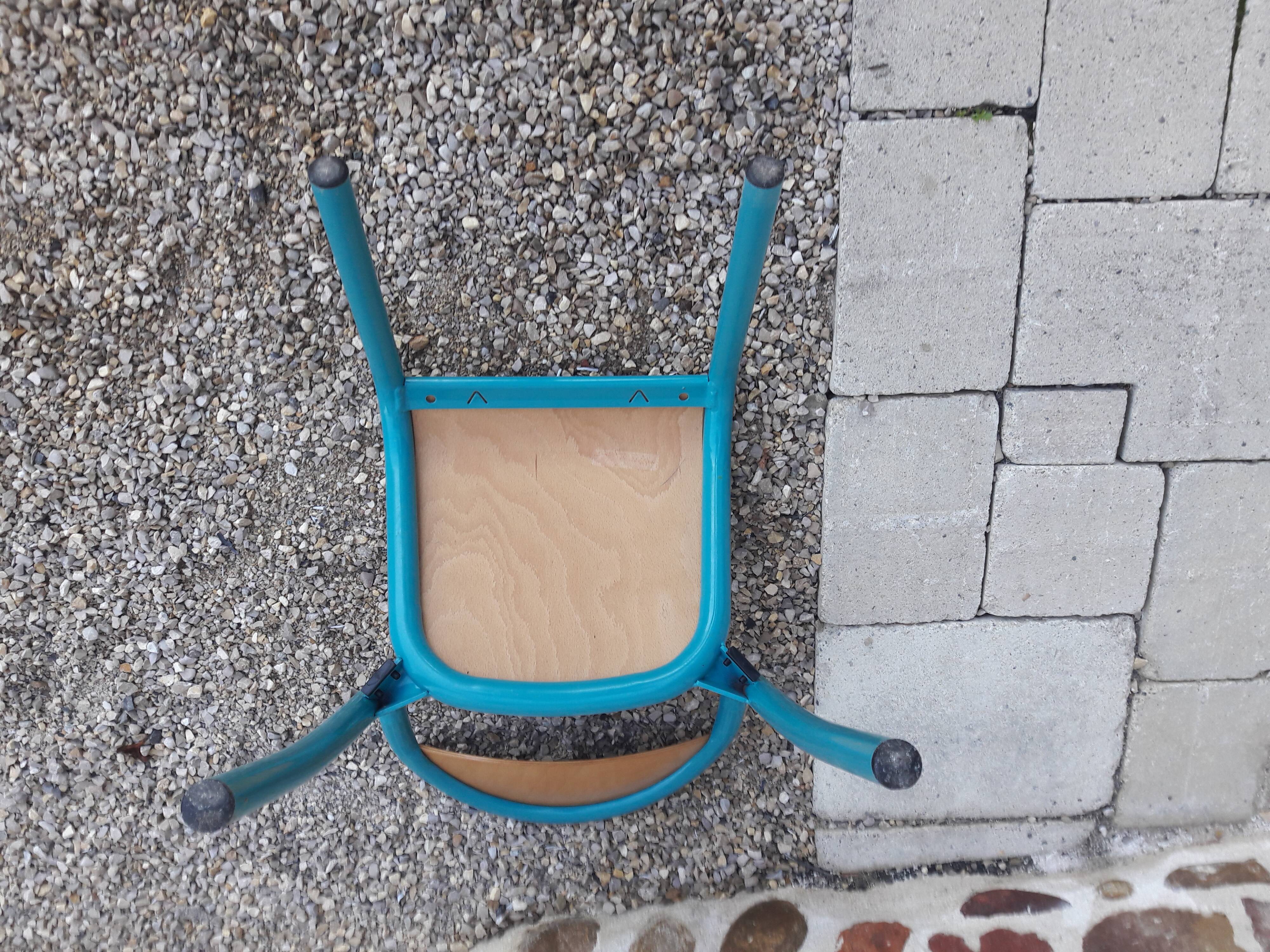 Blue nursery child chair