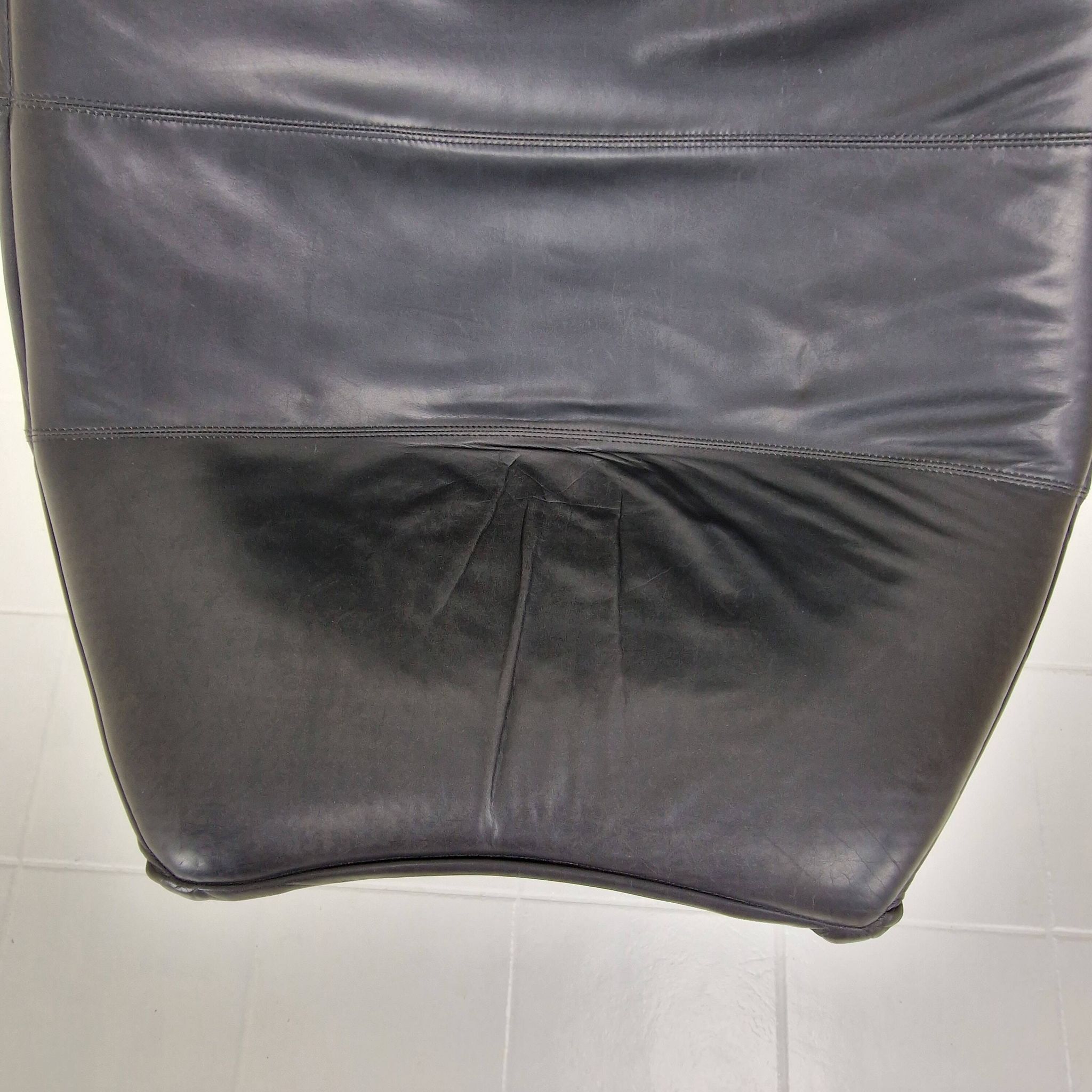 Set of 2 F585 Lounge Chairs by Geoffrey Harcourt for Artifort, 1990's