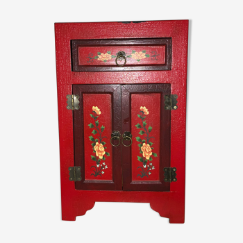 Armoire à bijoux asiatique