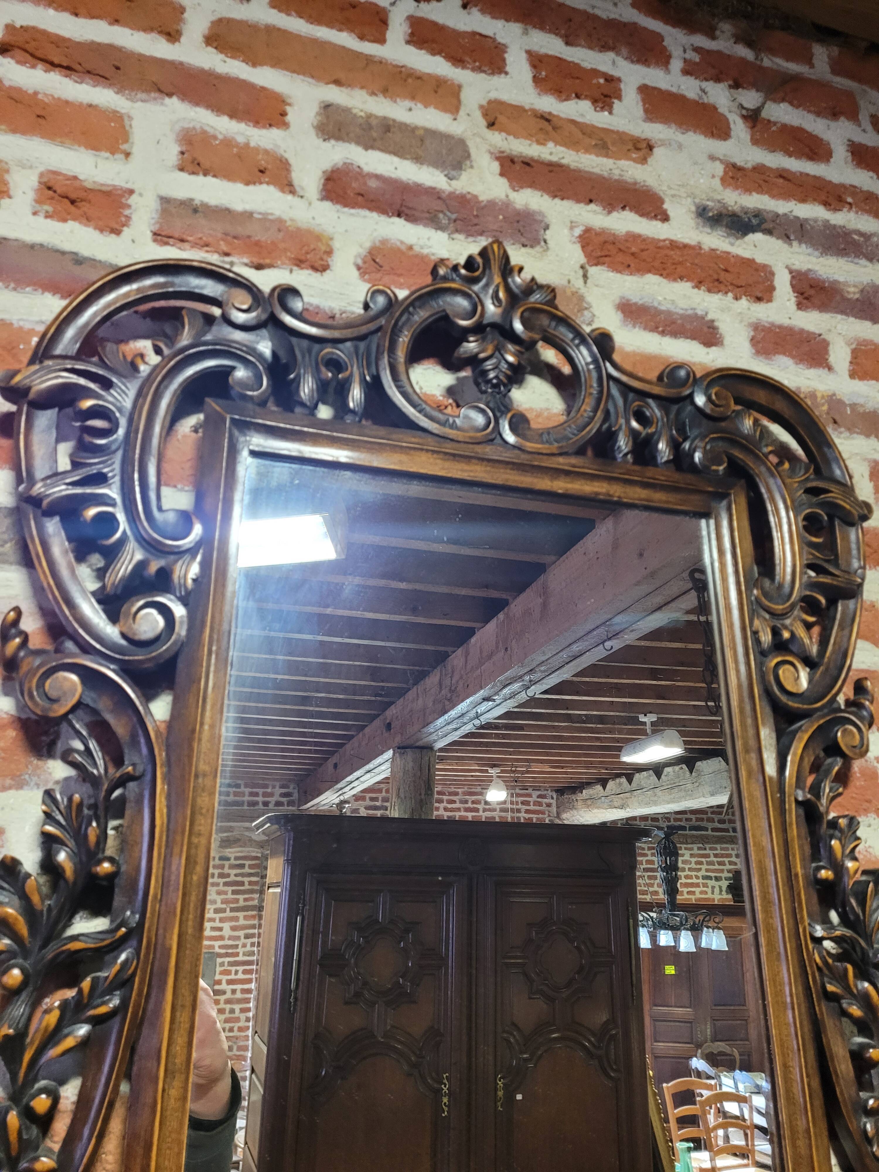 Carved wood mirror in cherry tree 100x75cm